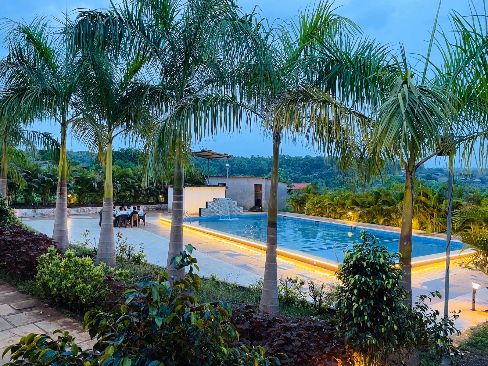 Resort/Farmhouse